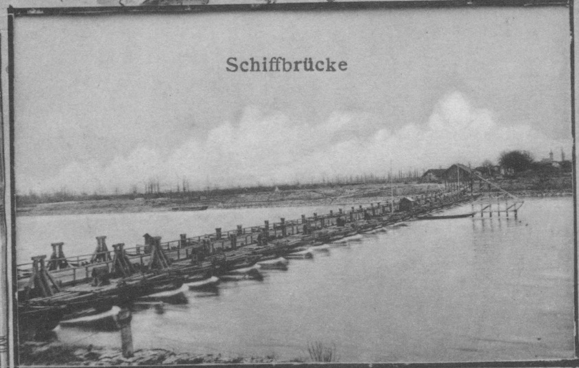 Neuenburger Schiffbruecke.jpg