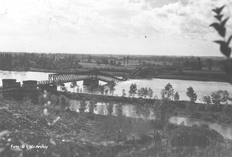 Rheinbrücke.jpg